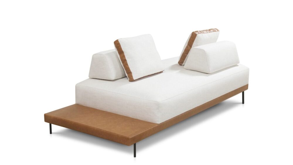 ESSENCE - Image 2