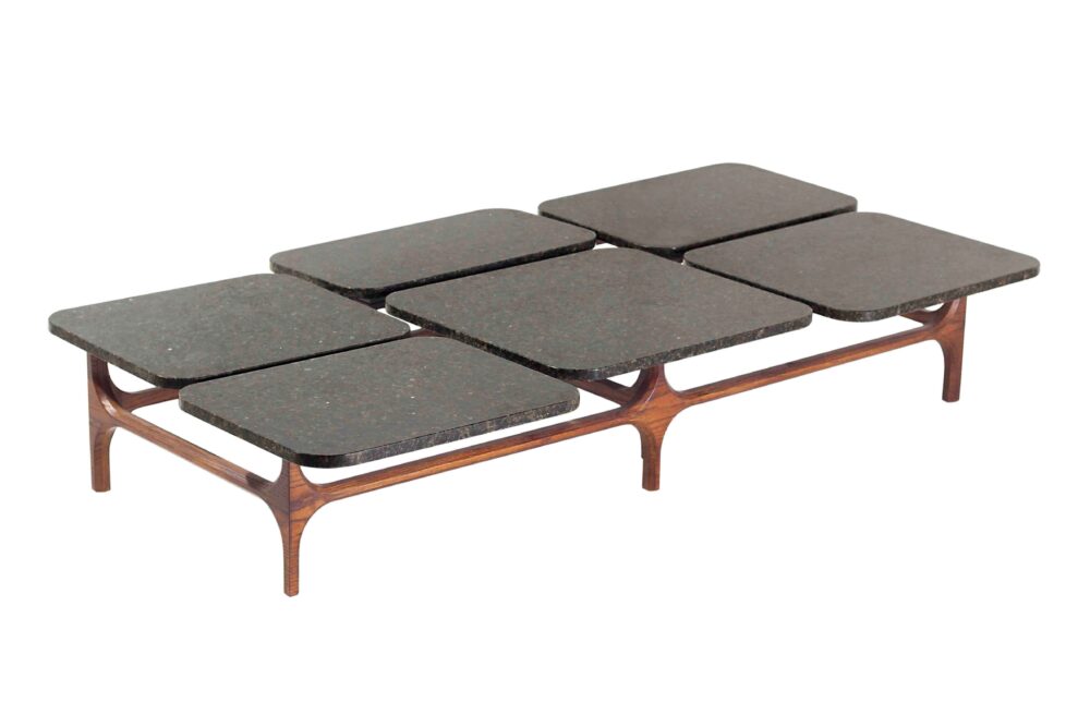 Mesa de Centro Cerrado cópia